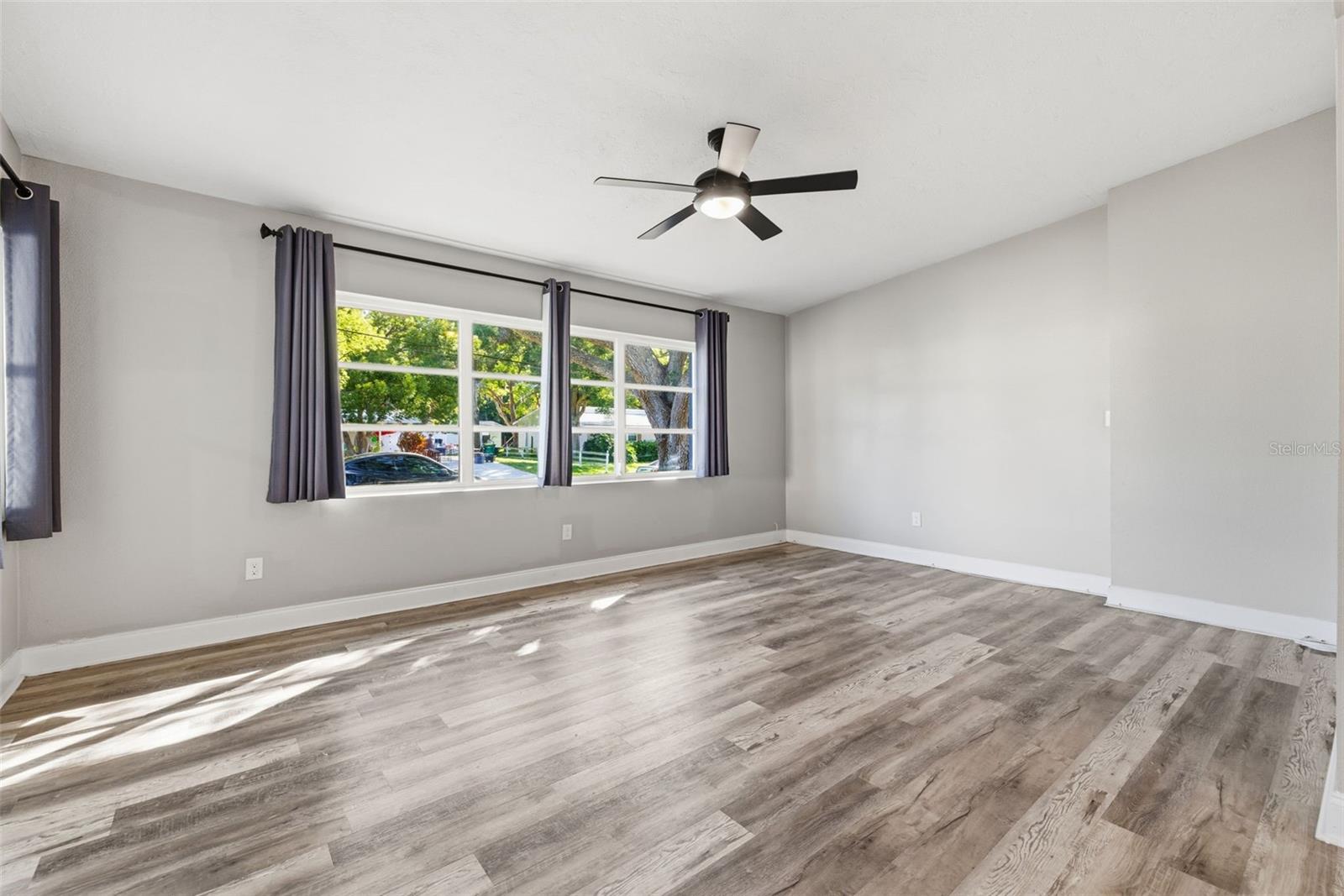 Image 6 of 23 For 7198 121st Way