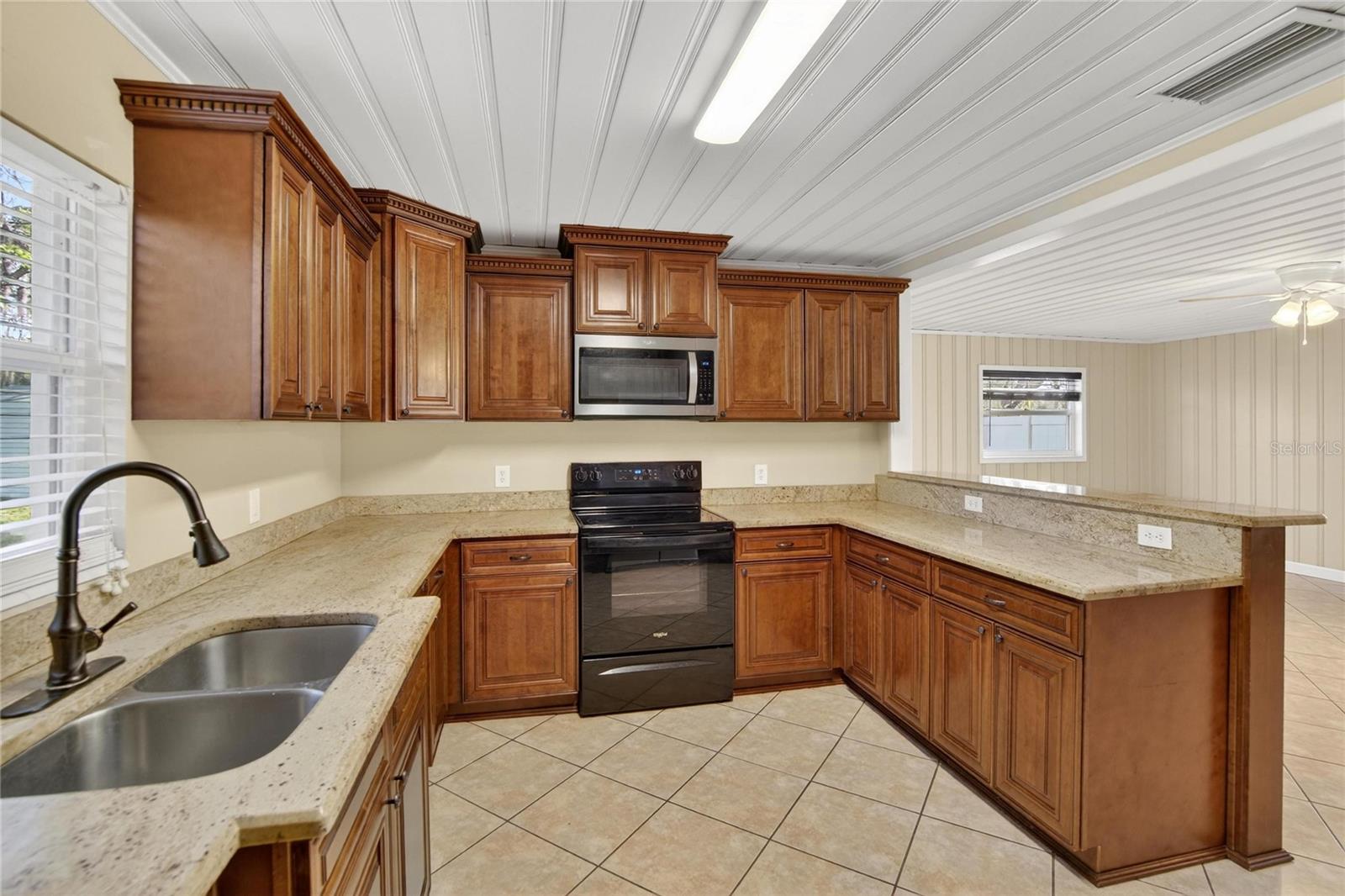 Image 19 of 92 For 902 Charlie Griffin Road