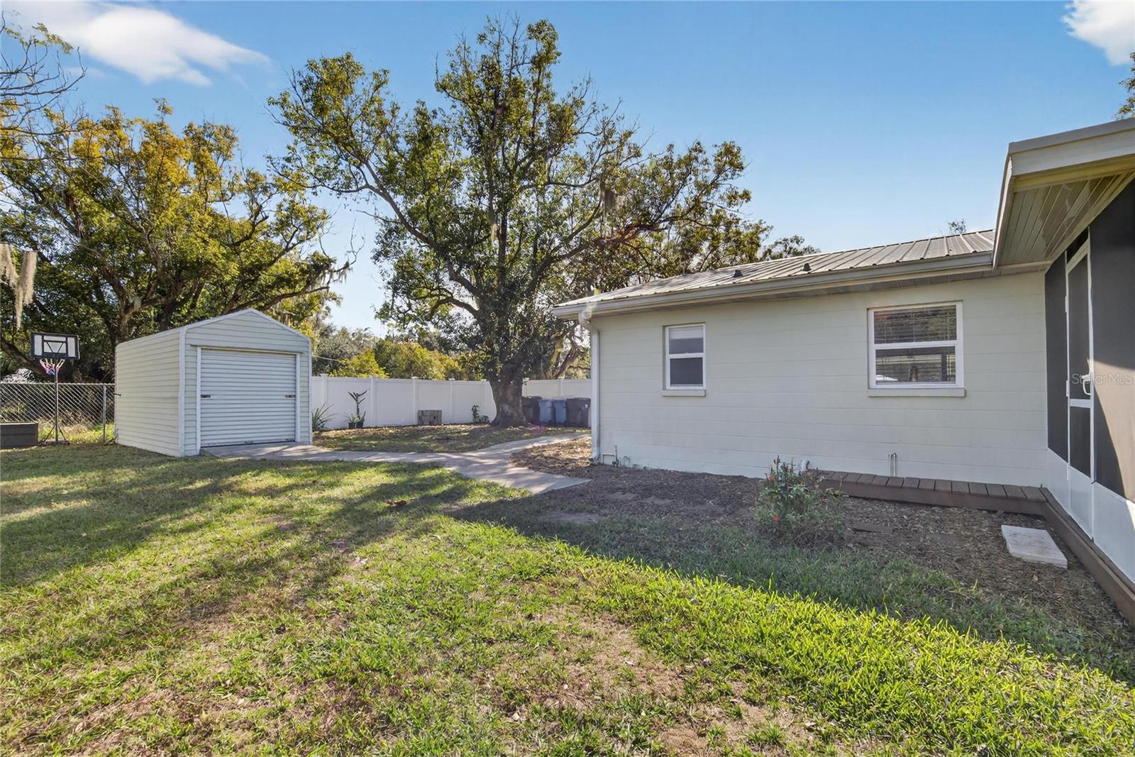 Image 58 of 92 For 902 Charlie Griffin Road