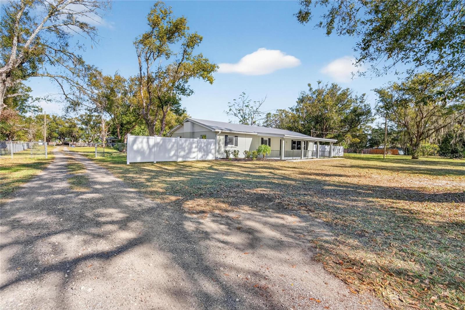 Image 6 of 92 For 902 Charlie Griffin Road