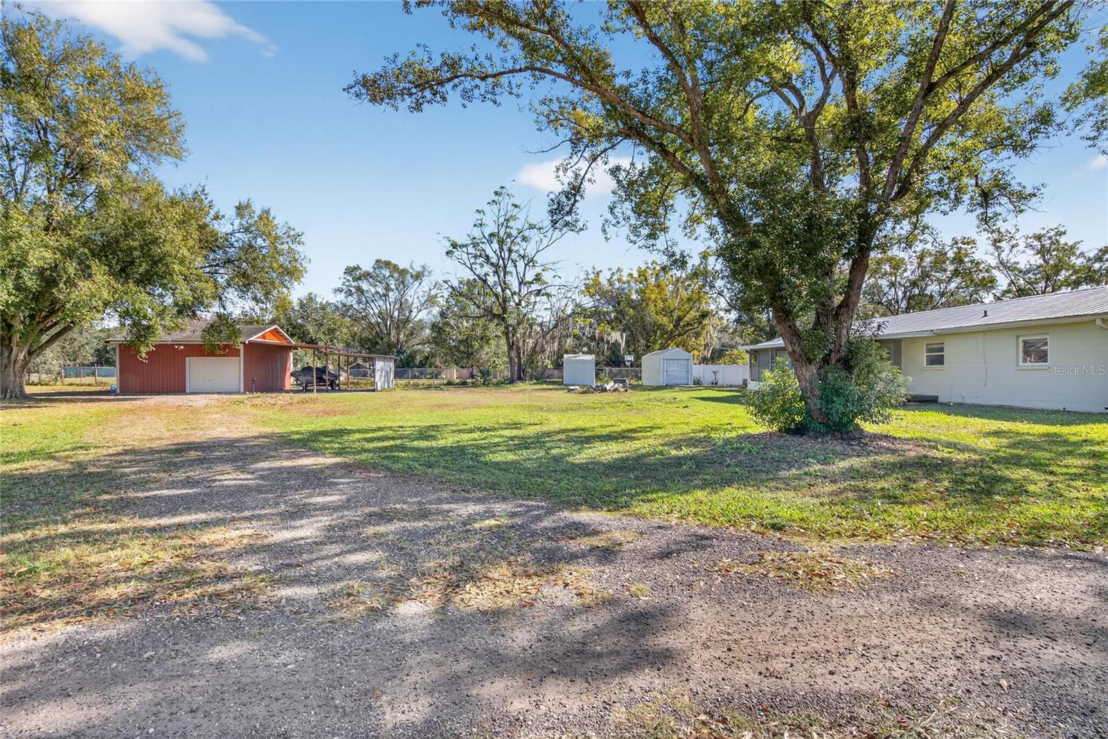 Image 62 of 92 For 902 Charlie Griffin Road