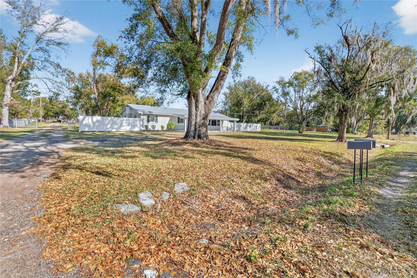 Image 7 of 92 For 902 Charlie Griffin Road