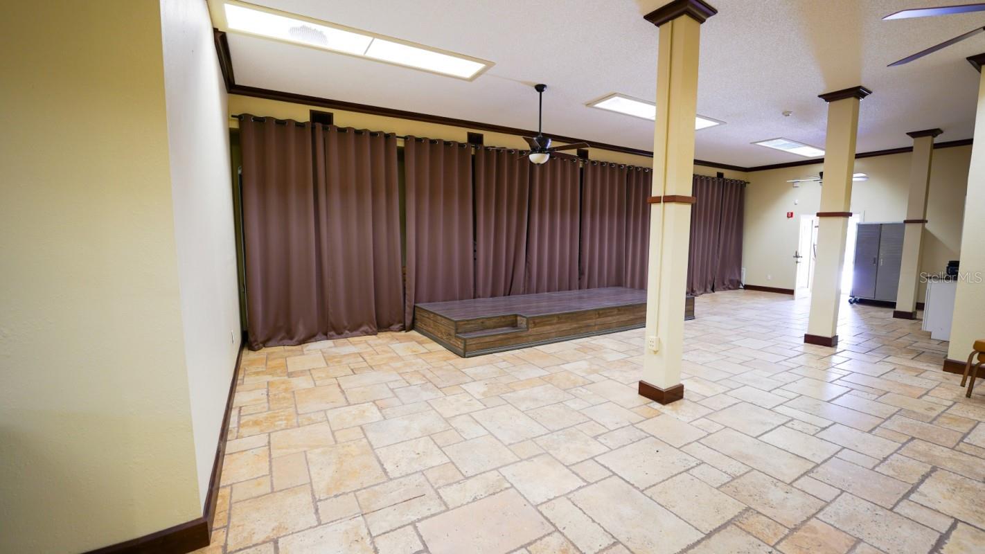 Image 14 of 29 For 1001 & 1007 Manatee Avenue E