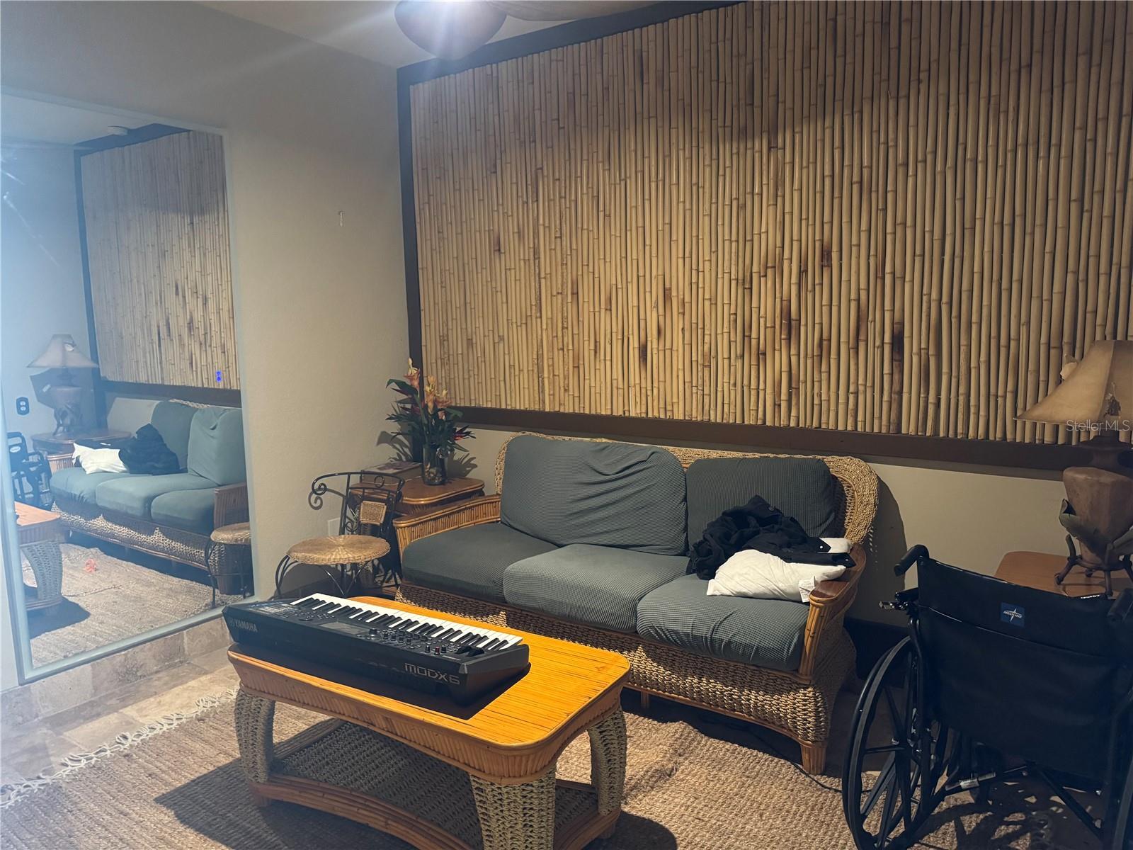 Image 19 of 29 For 1001 & 1007 Manatee Avenue E