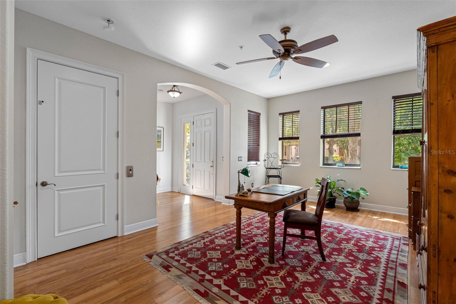 Image 6 of 80 For 6012 Yeats Manor Drive 108