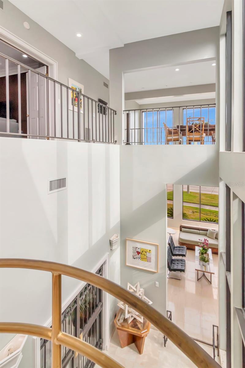 Image 31 of 87 For 825 Bayshore Boulevard 1-2