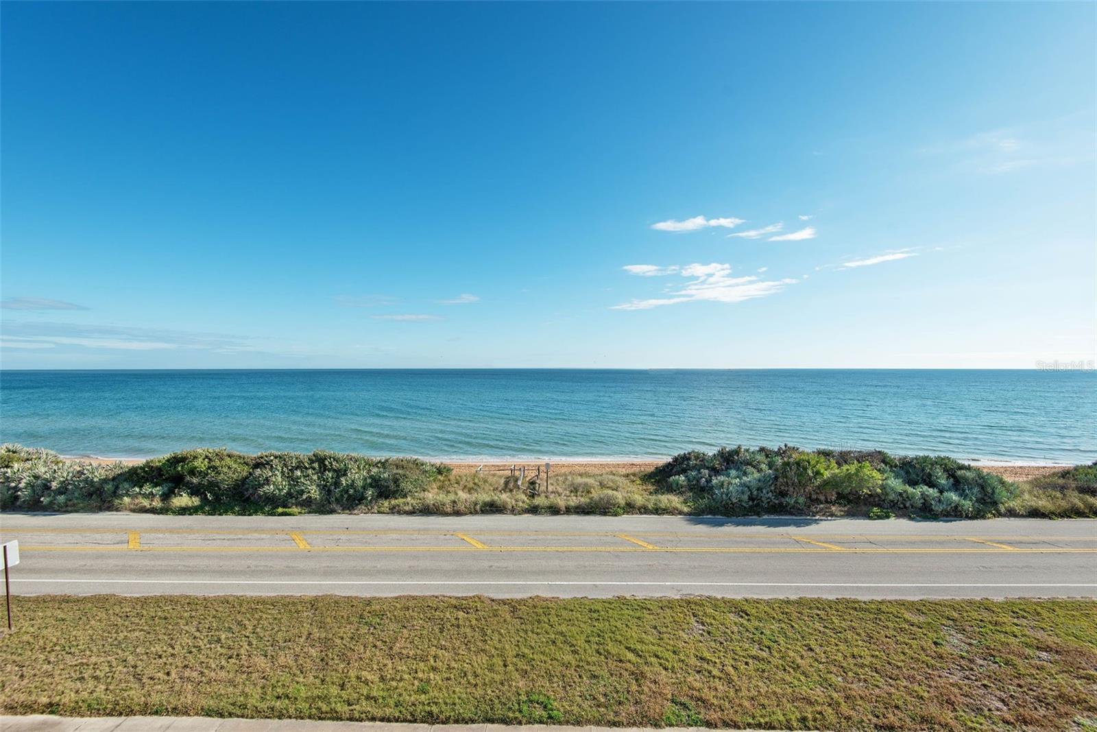 Image 23 of 37 For 3100 Ocean Shore Boulevard 405