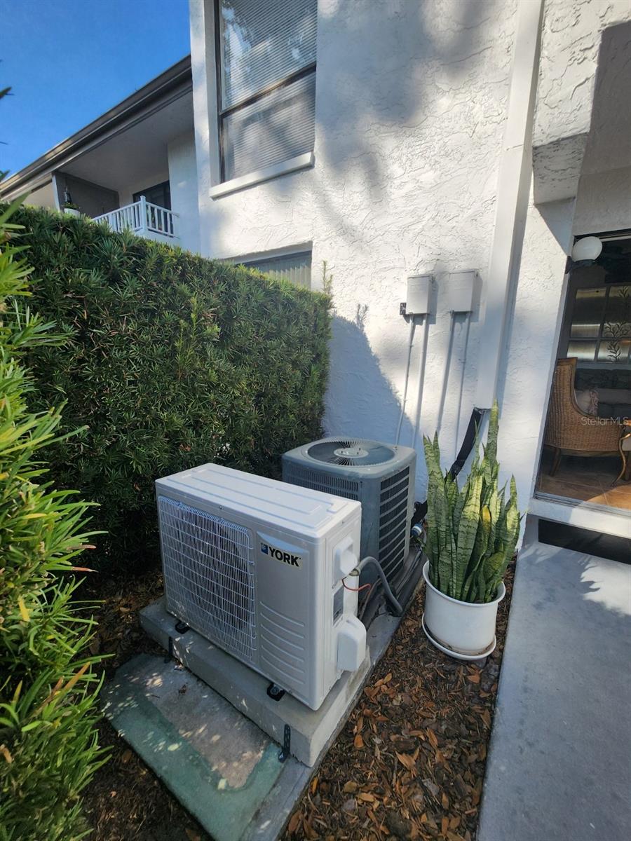 Image 31 of 37 For 2132 Lakewood Club Drive S 8b