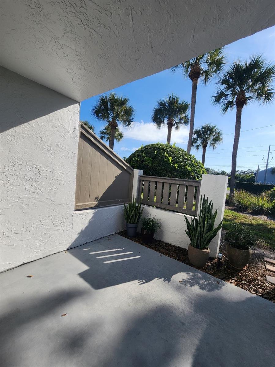 Image 33 of 37 For 2132 Lakewood Club Drive S 8b