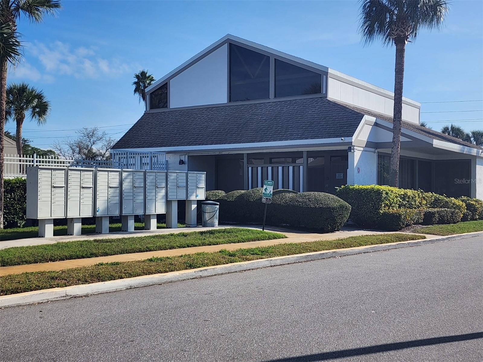 Image 35 of 37 For 2132 Lakewood Club Drive S 8b