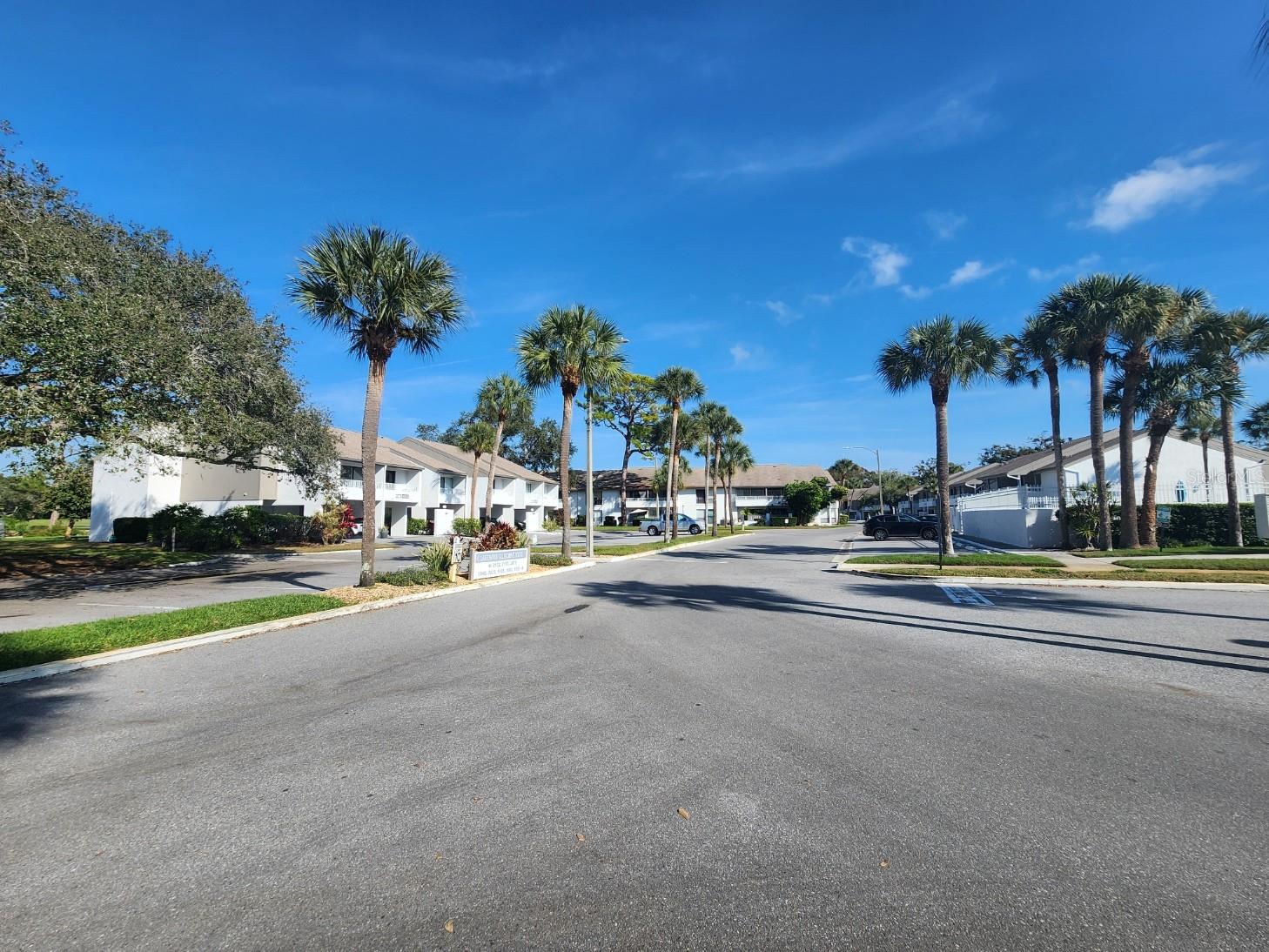 Image 37 of 37 For 2132 Lakewood Club Drive S 8b