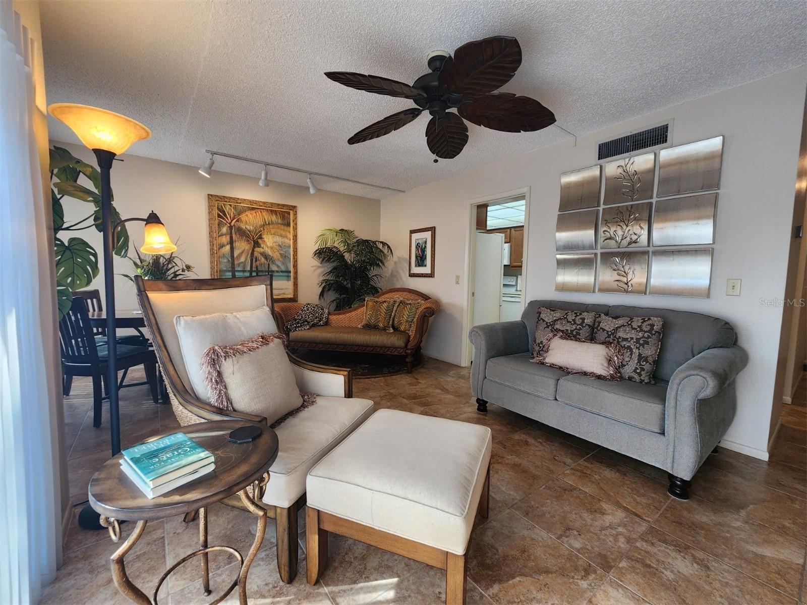 Image 4 of 37 For 2132 Lakewood Club Drive S 8b