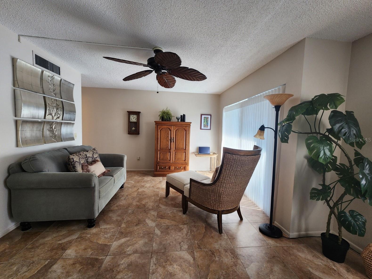 Image 7 of 37 For 2132 Lakewood Club Drive S 8b