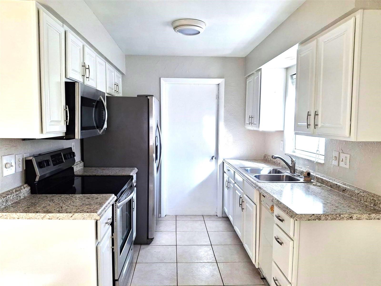 Image 3 of 29 For 11528 107th Avenue