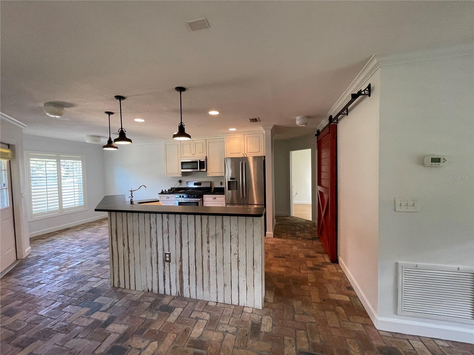 Image 4 of 16 For 11956 Neal Road