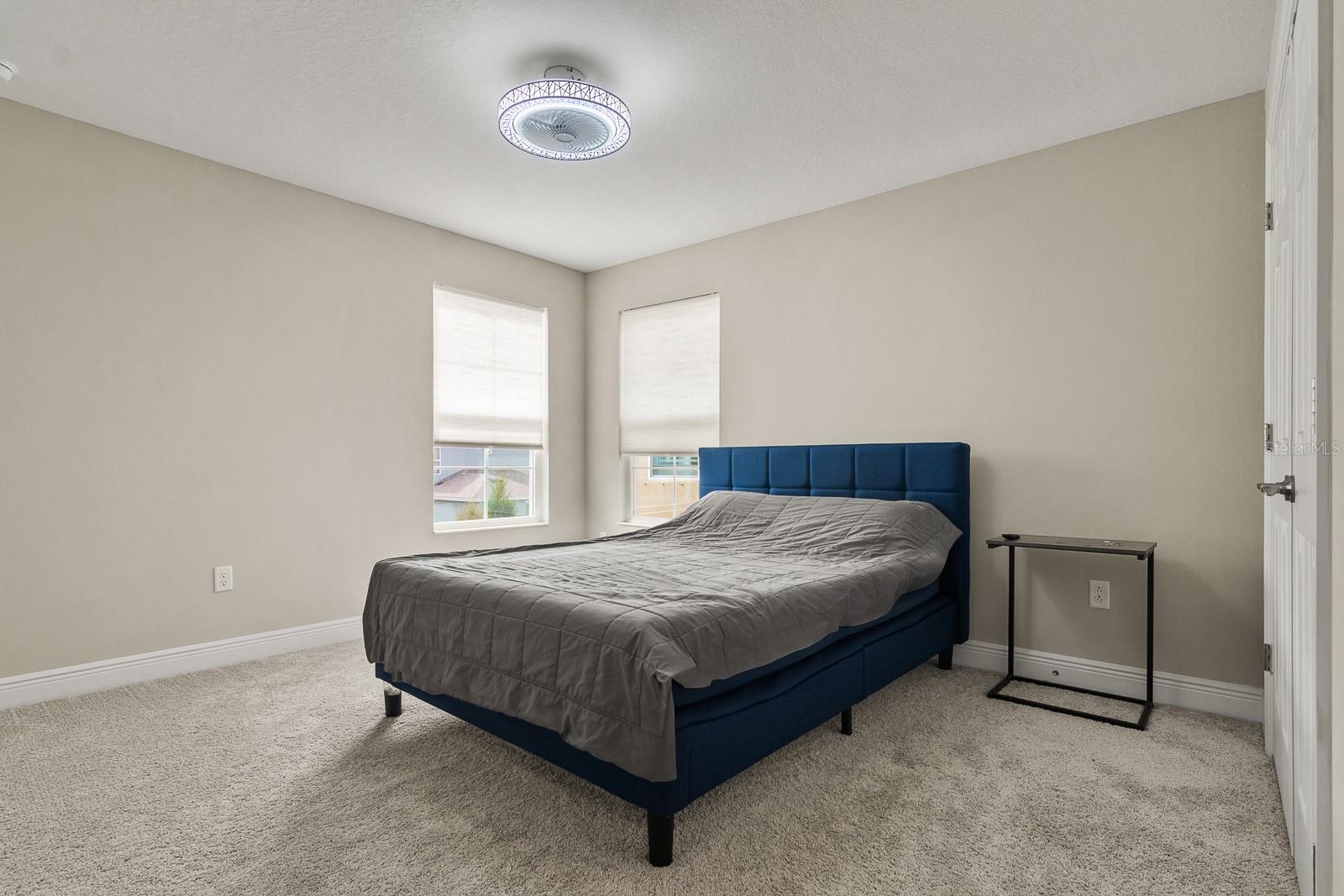 Image 25 of 43 For 17880 Moon Rise Pass