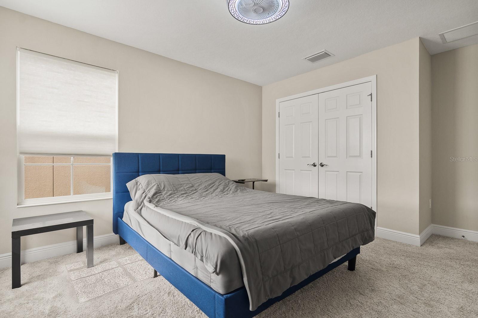 Image 26 of 43 For 17880 Moon Rise Pass