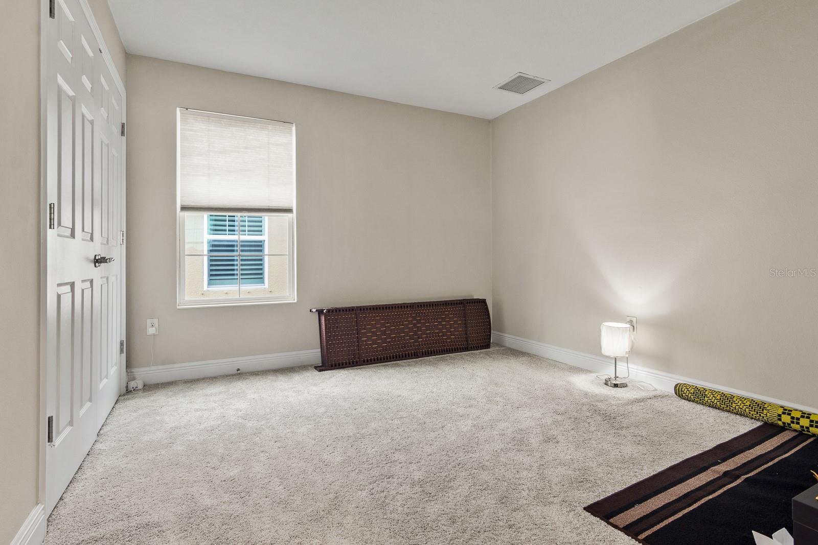 Image 27 of 43 For 17880 Moon Rise Pass