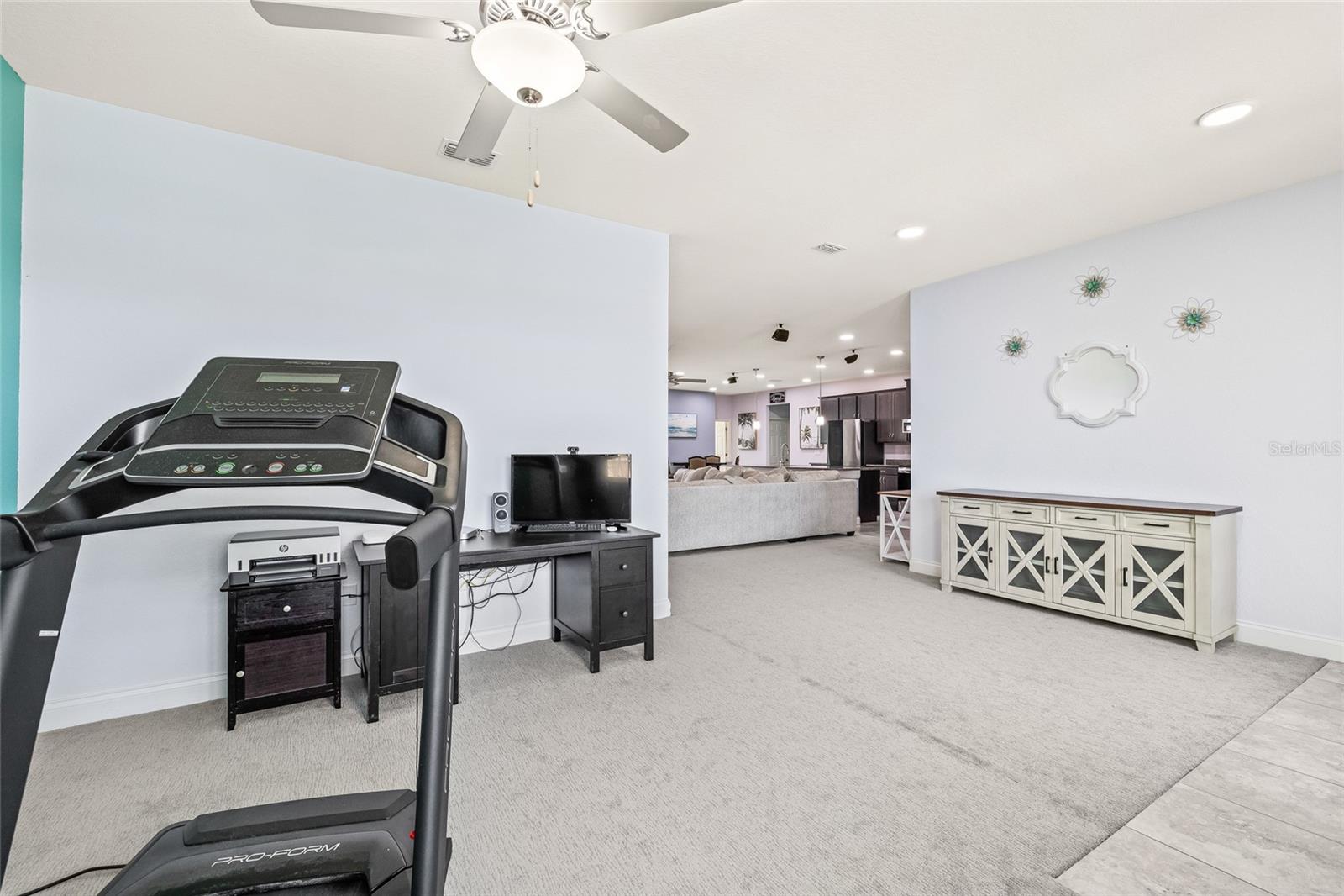 Image 12 of 48 For 5811 Valentino Way