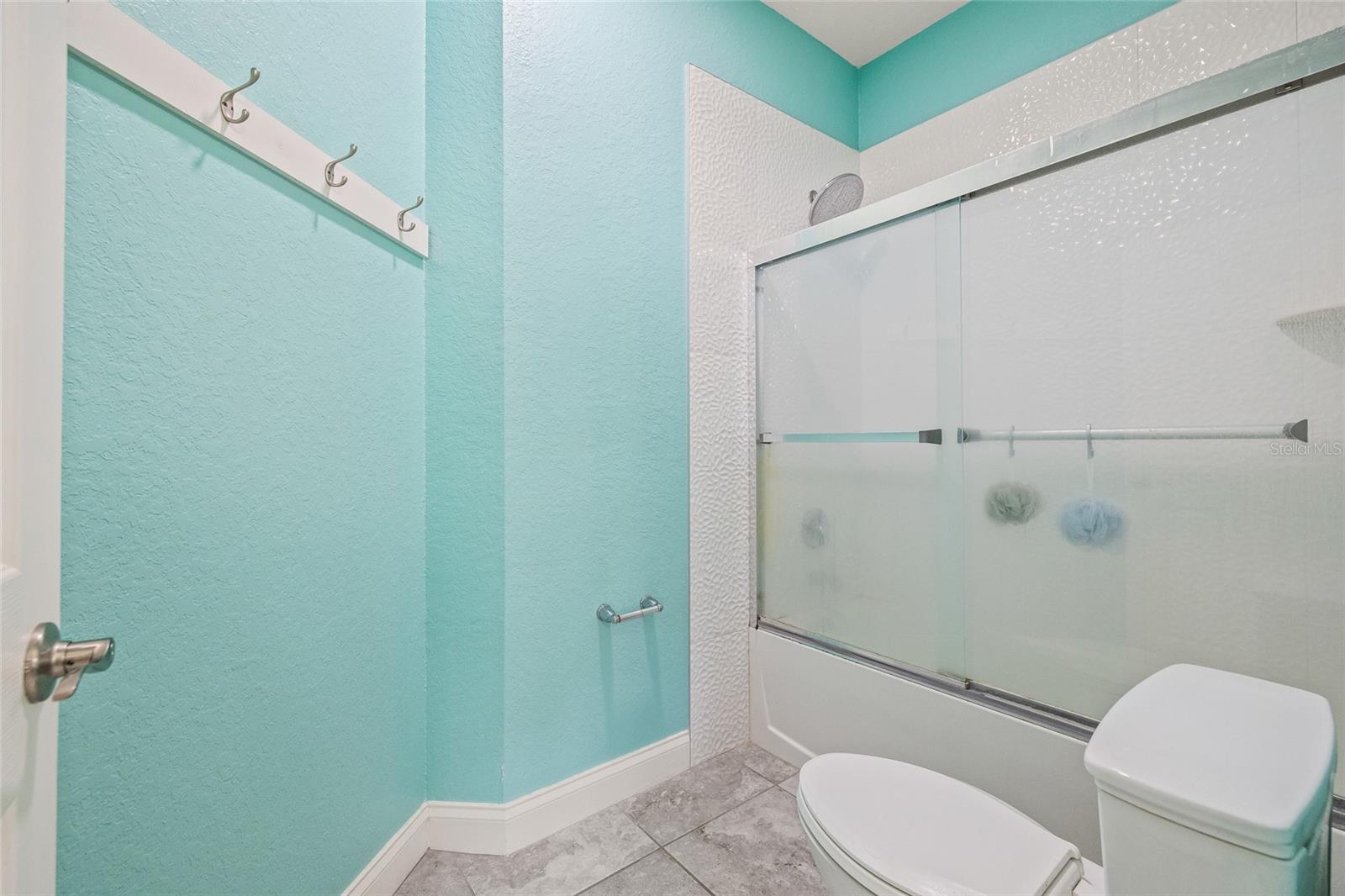 Image 39 of 48 For 5811 Valentino Way