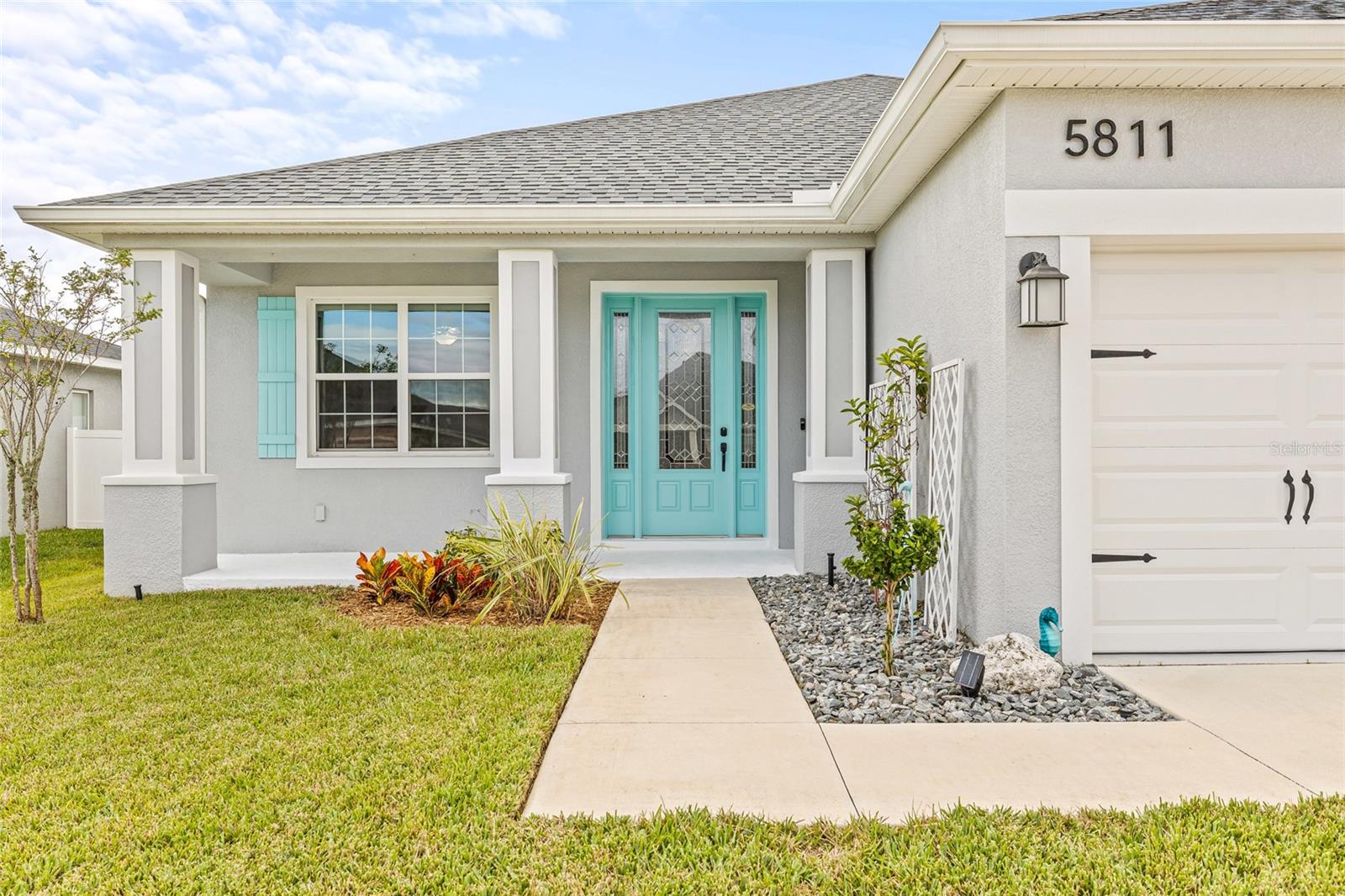 Image 4 of 48 For 5811 Valentino Way