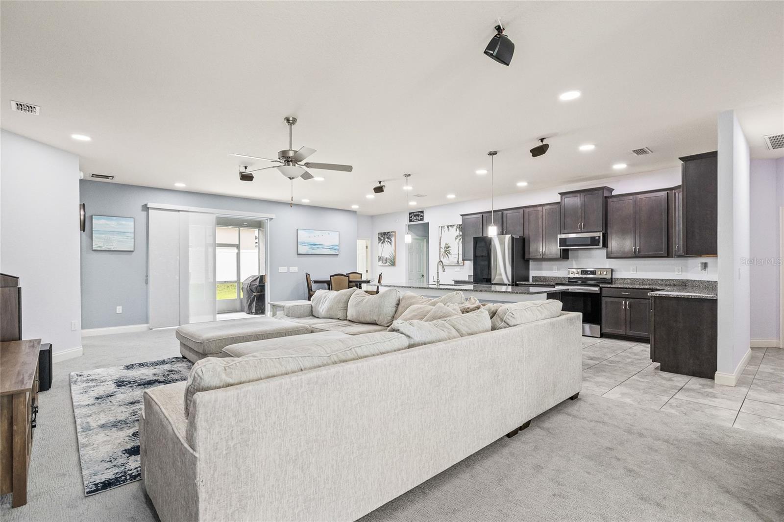 Image 9 of 48 For 5811 Valentino Way