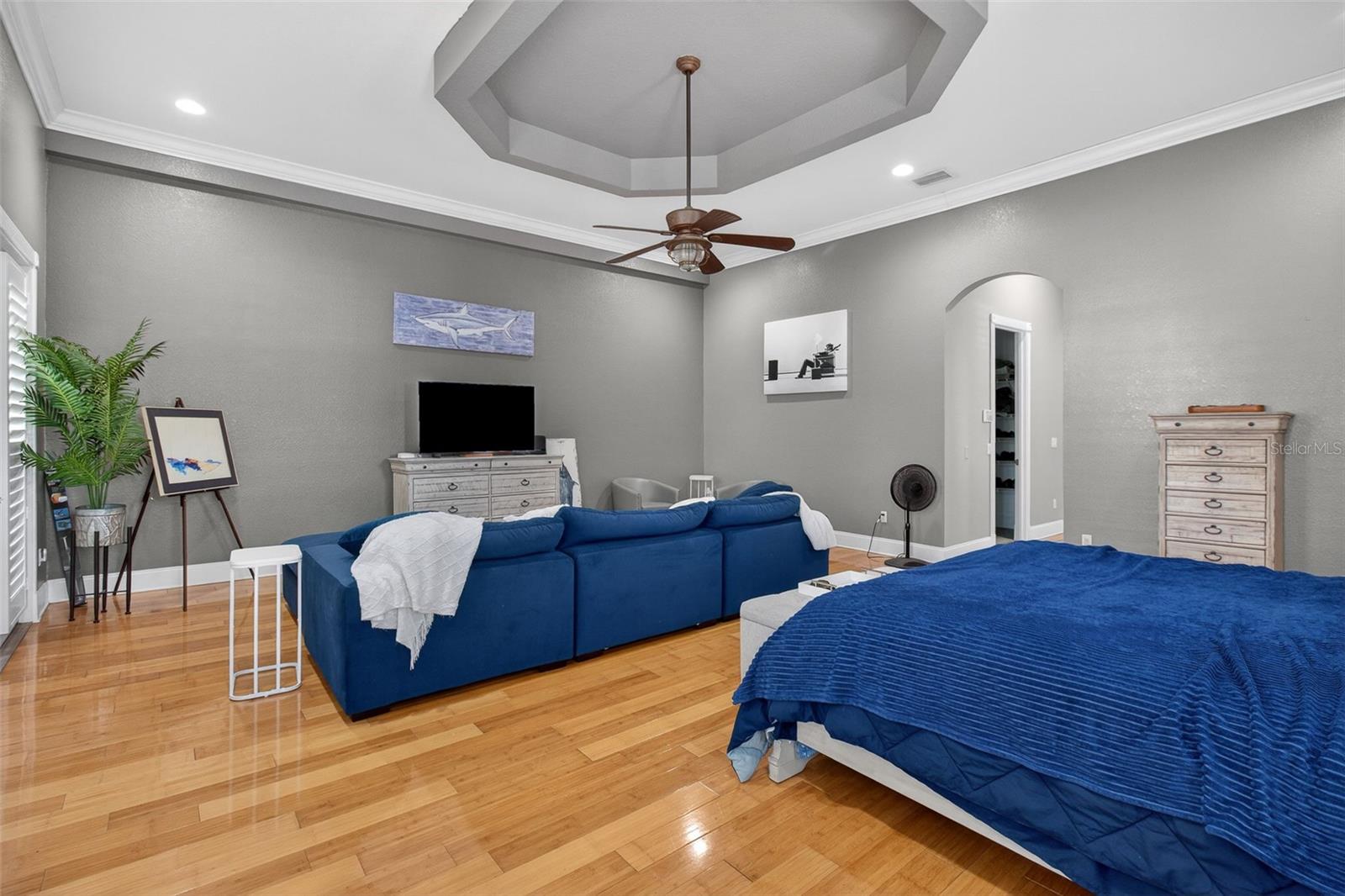 Image 33 of 55 For 5601 Bayshore Boulevard F