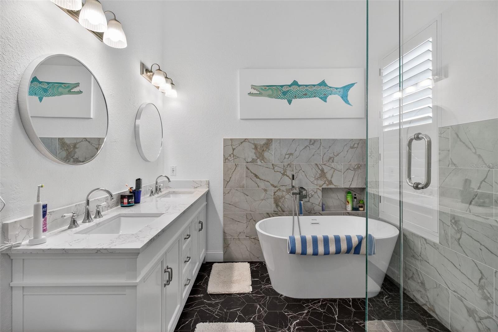 Image 39 of 55 For 5601 Bayshore Boulevard F