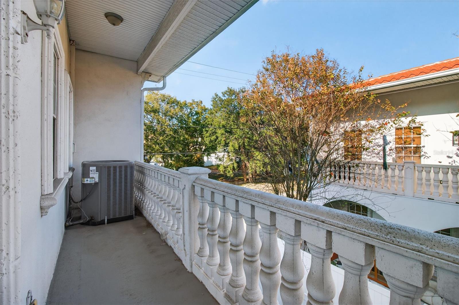 Image 51 of 55 For 5601 Bayshore Boulevard F