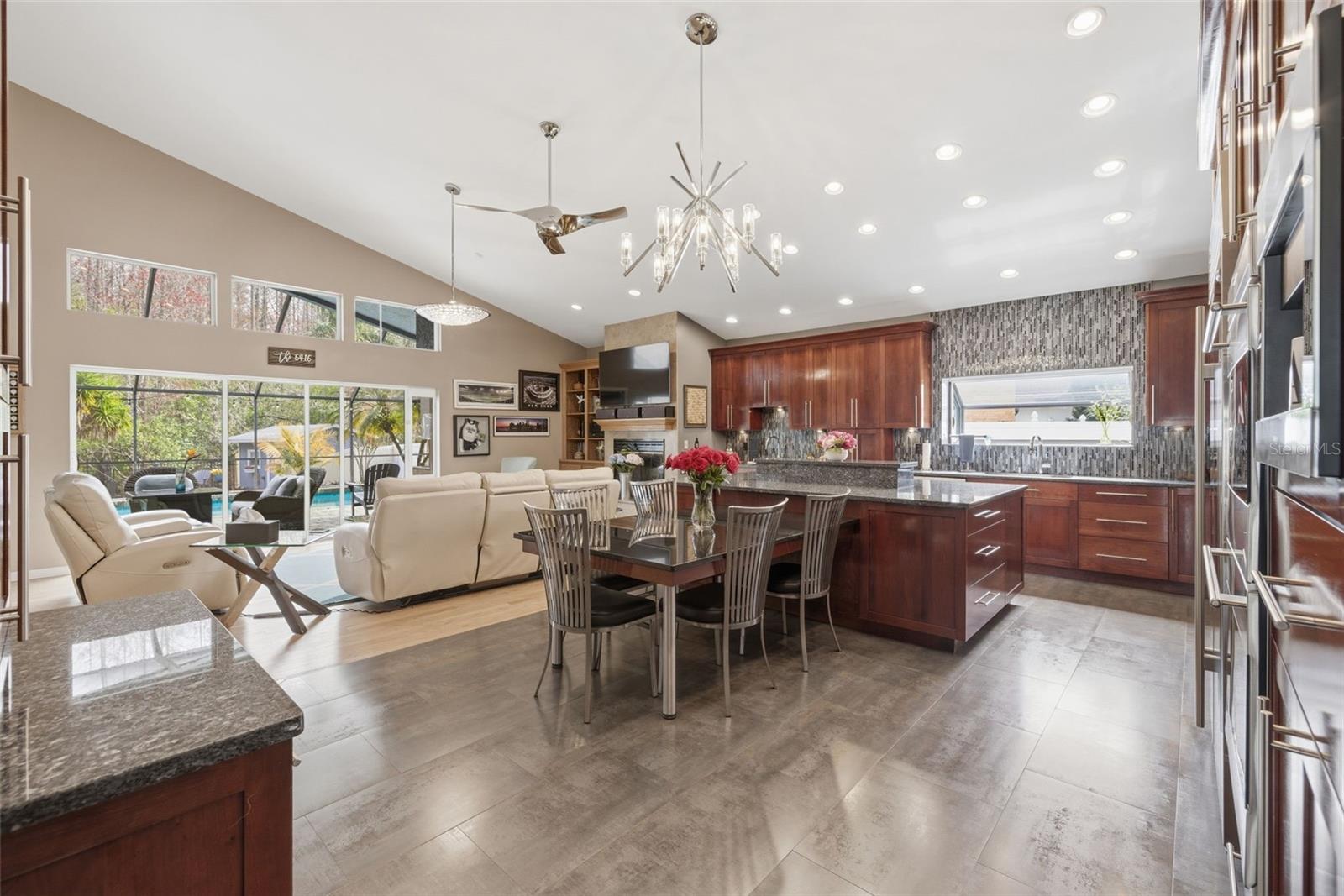 Image 10 of 72 For 6416 Thoroughbred Loop