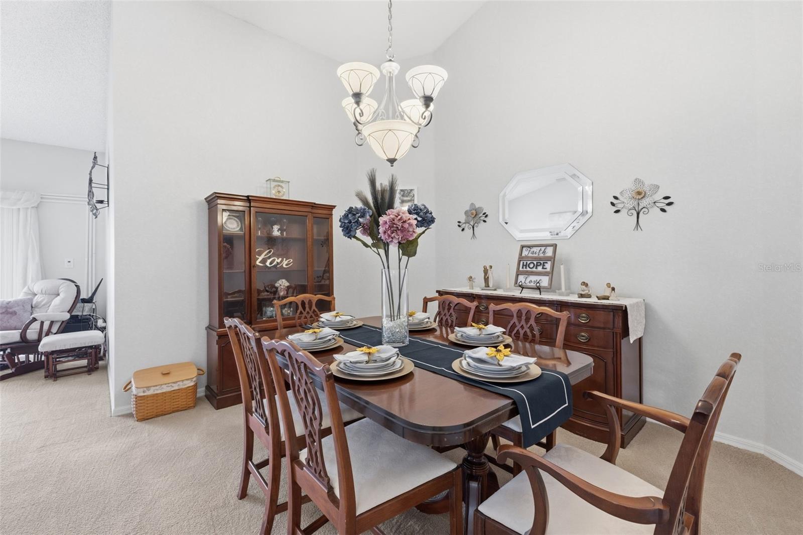 Image 17 of 72 For 6416 Thoroughbred Loop