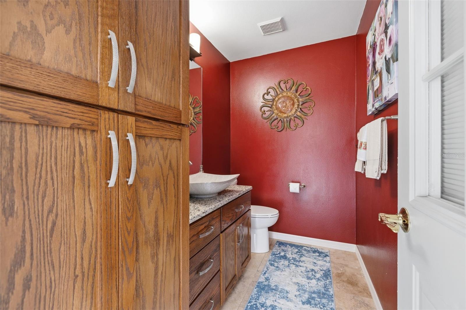 Image 40 of 72 For 6416 Thoroughbred Loop