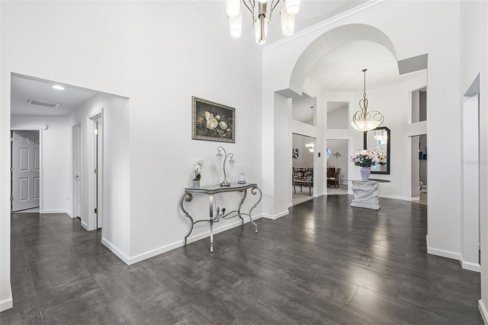 Image 6 of 72 For 6416 Thoroughbred Loop