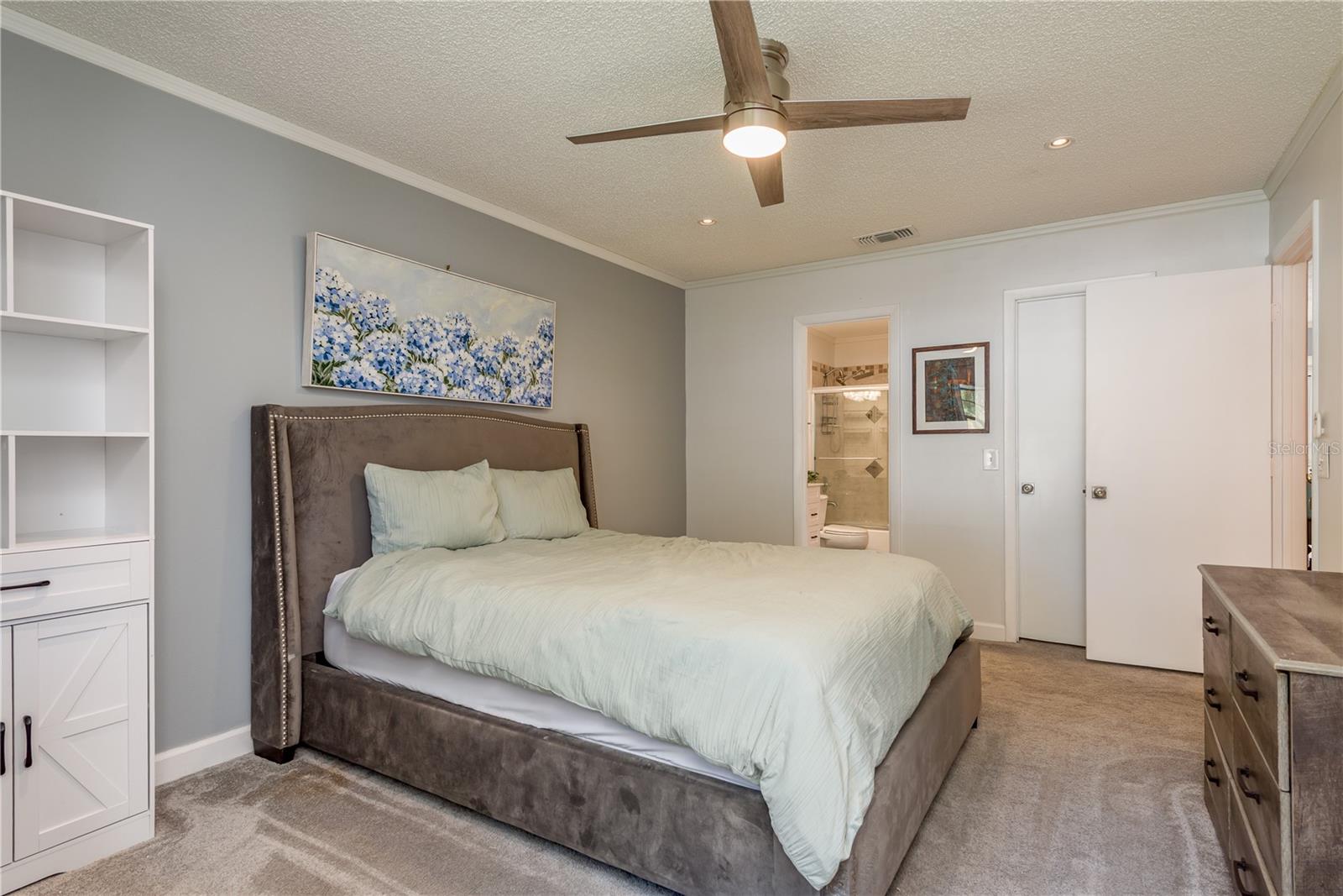 Image 16 of 40 For 4507 Oak Drive P72