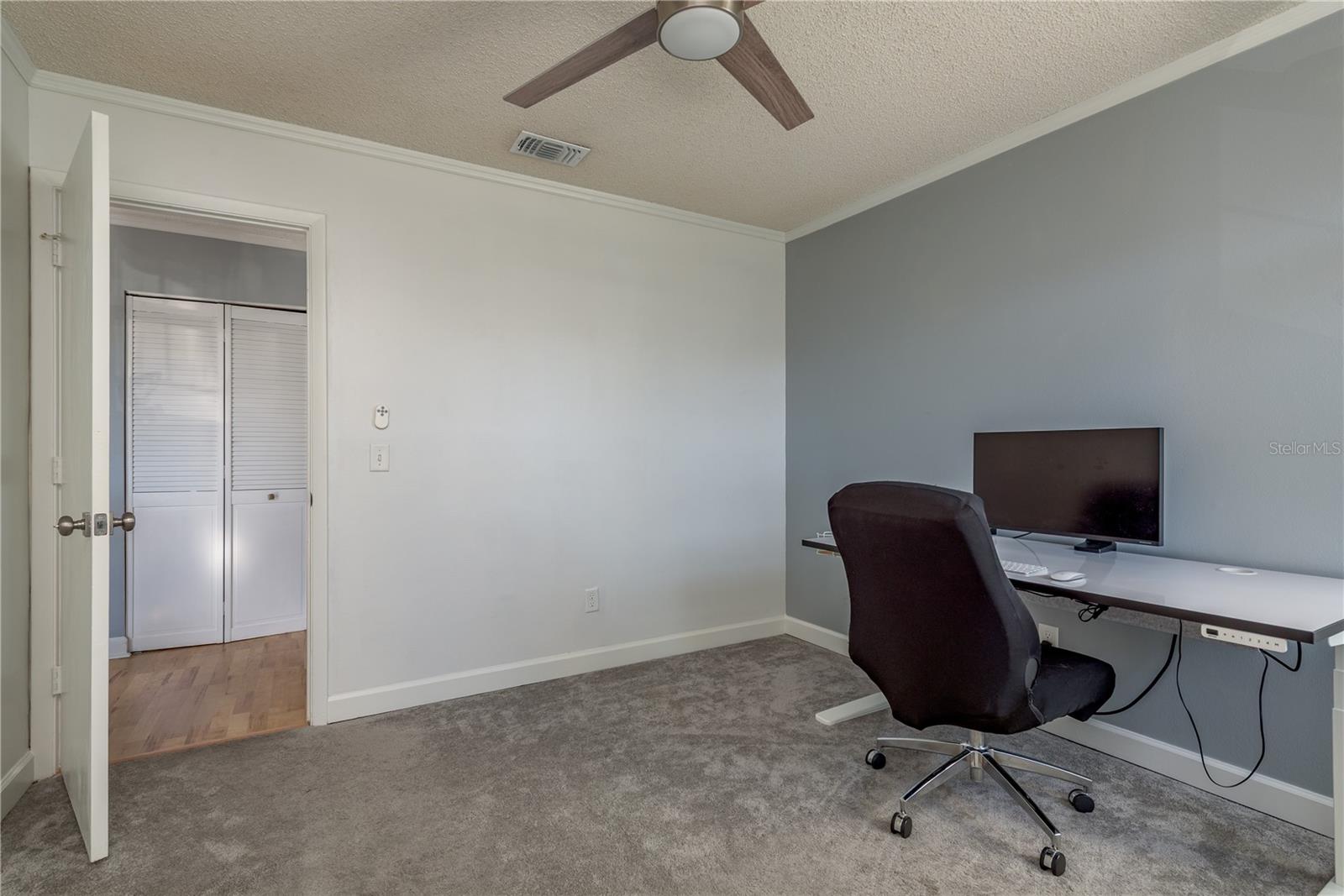 Image 20 of 40 For 4507 Oak Drive P72