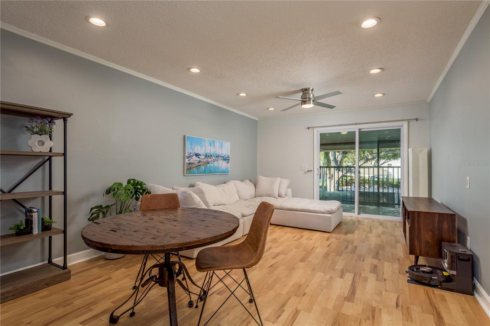 Image 7 of 40 For 4507 Oak Drive P72