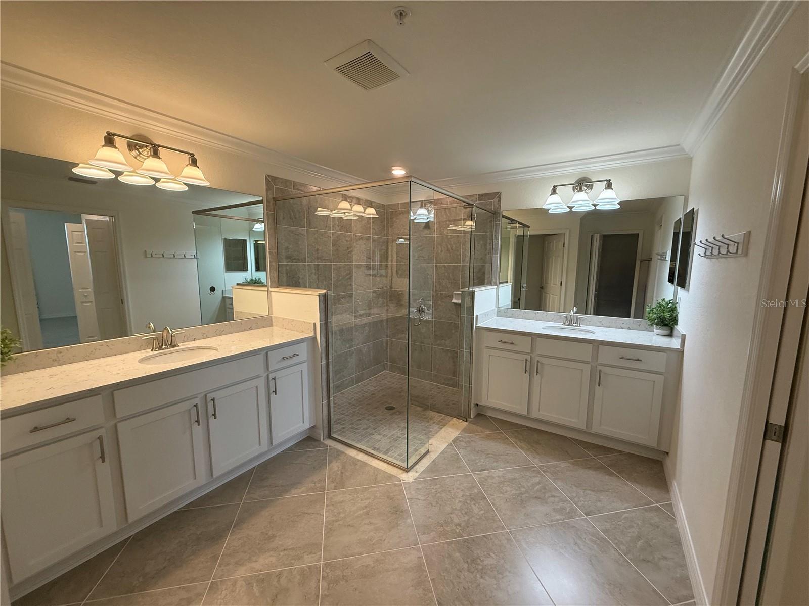 Image 11 of 54 For 931 Tidewater Shores Loop 712