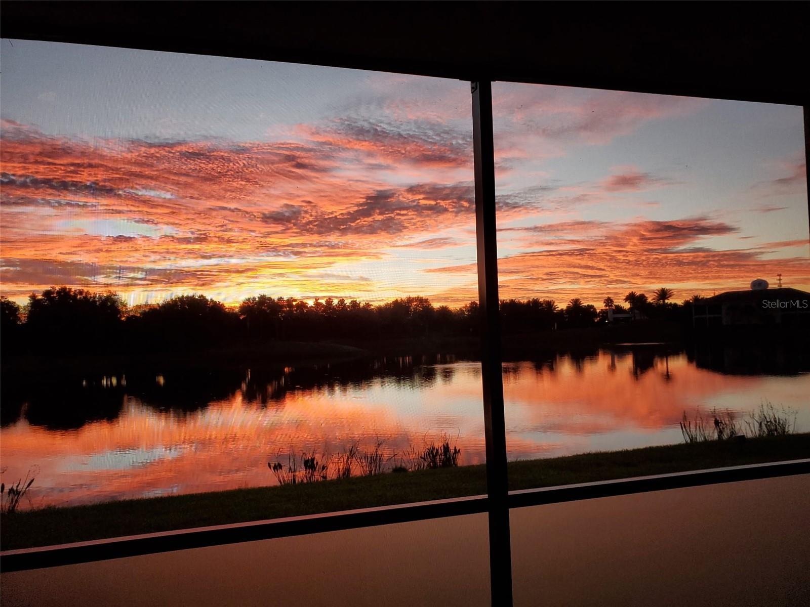 Image 18 of 54 For 931 Tidewater Shores Loop 712