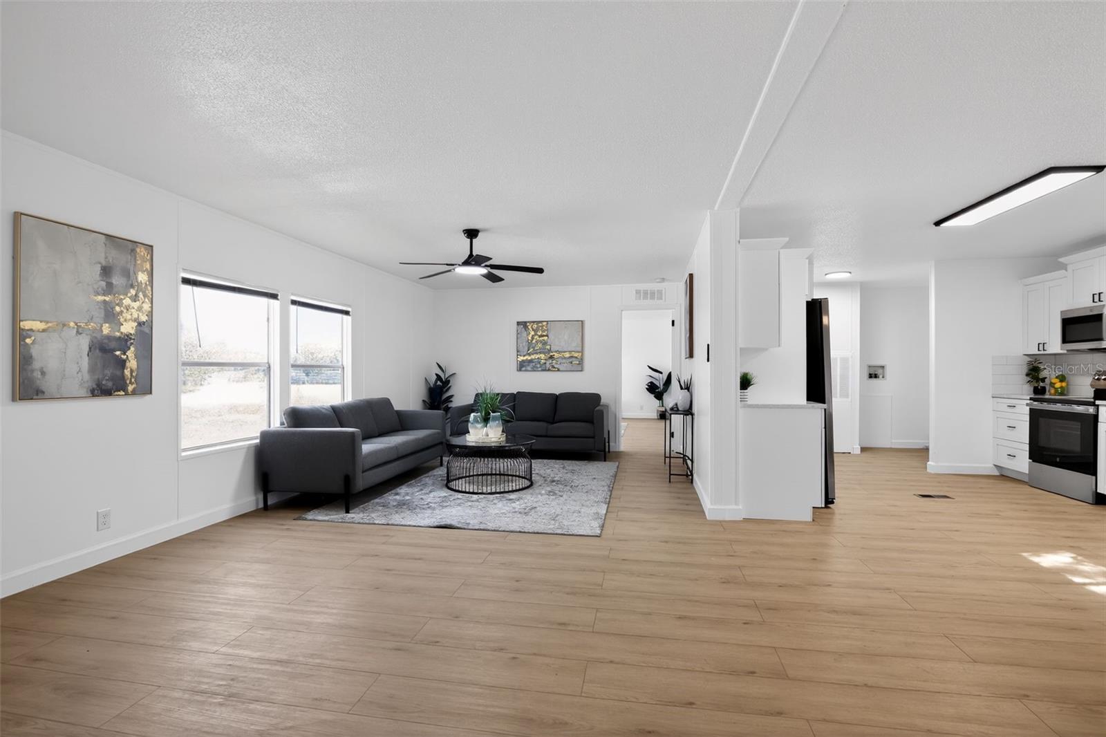 Image 7 of 28 For 21690 40th Street