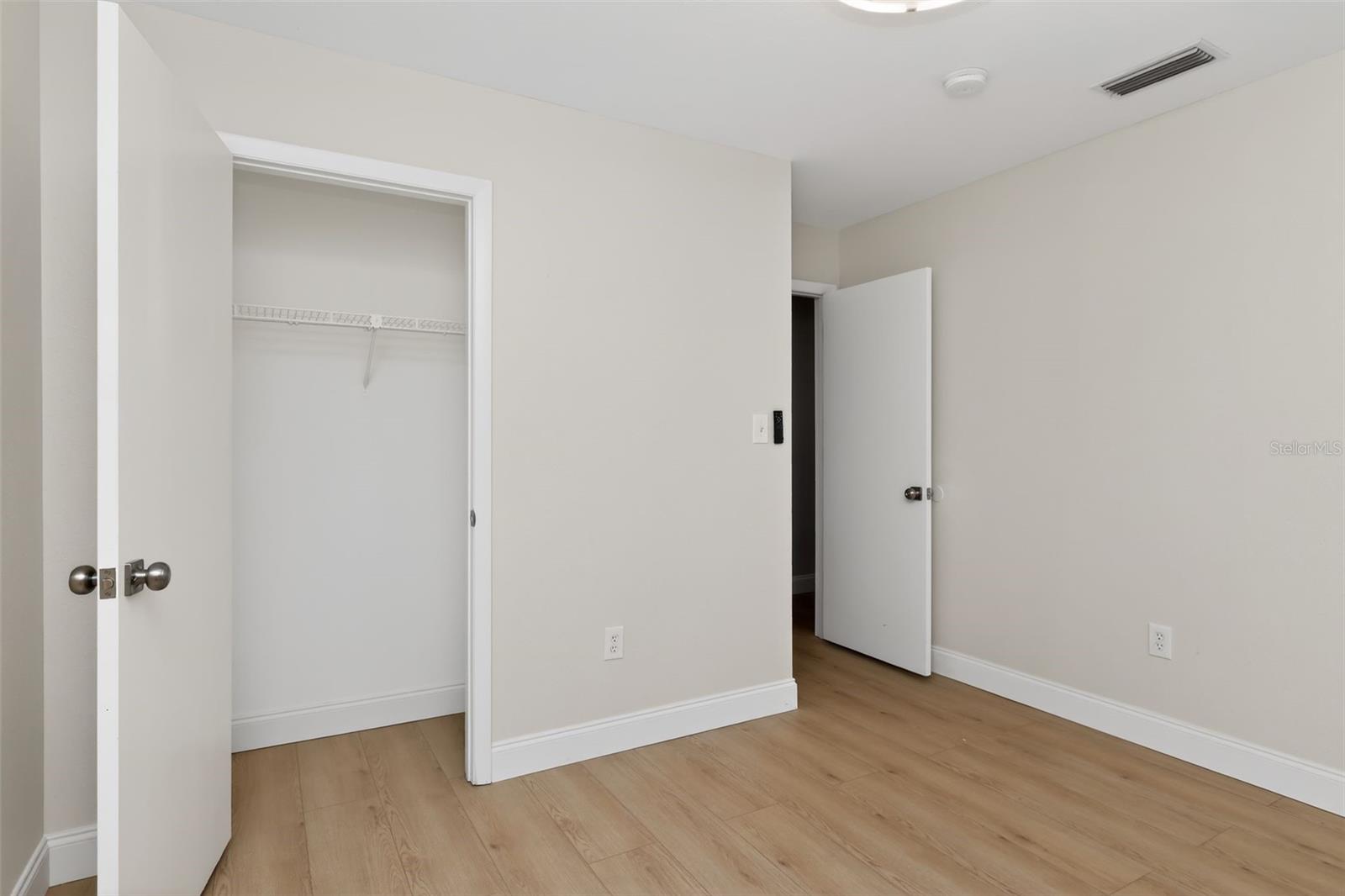 Image 21 of 27 For 522 Morgan Street