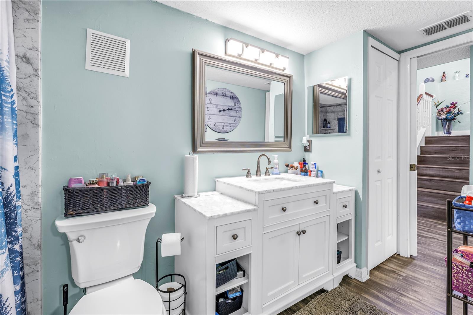 Image 19 of 47 For 9049 Antigua Drive