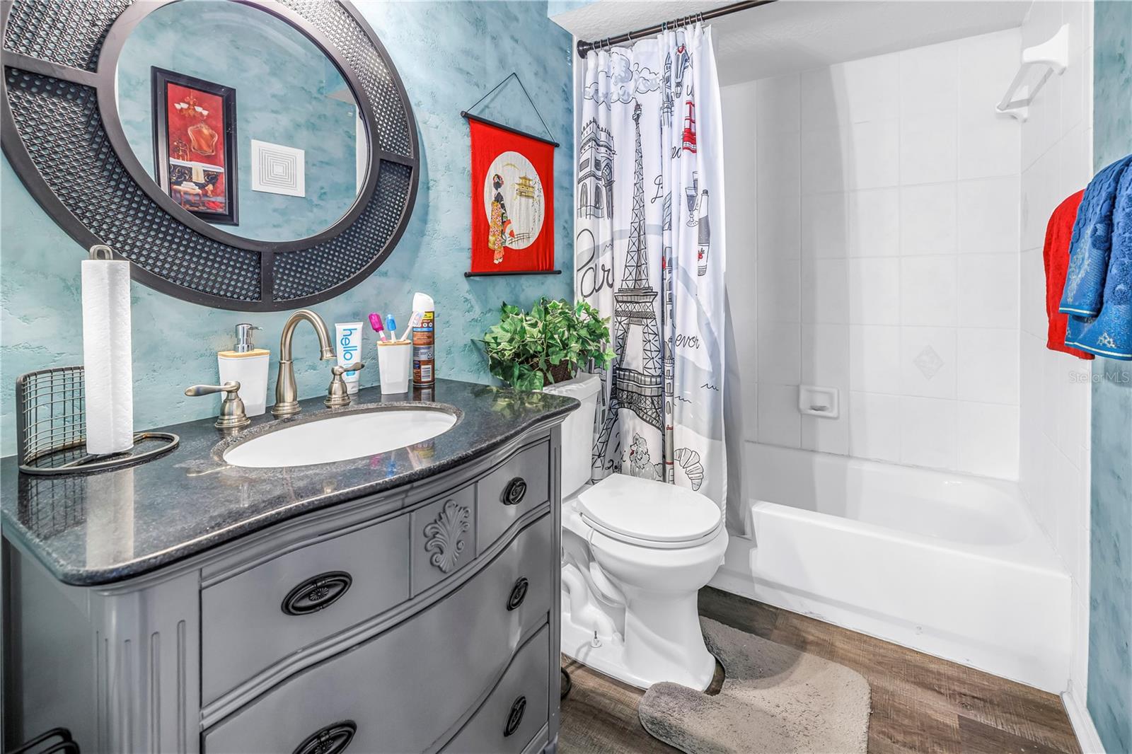 Image 28 of 47 For 9049 Antigua Drive