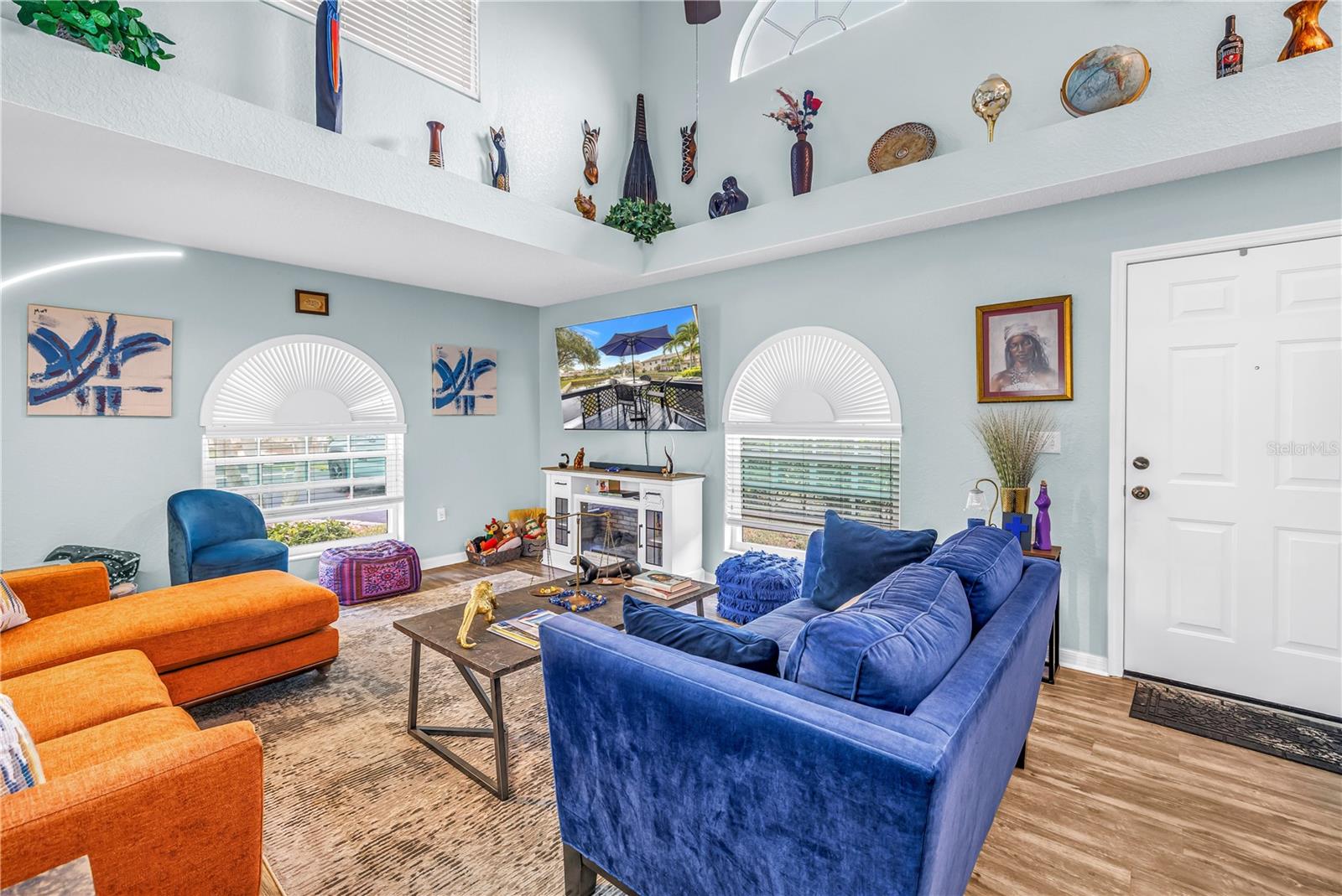 Image 8 of 47 For 9049 Antigua Drive