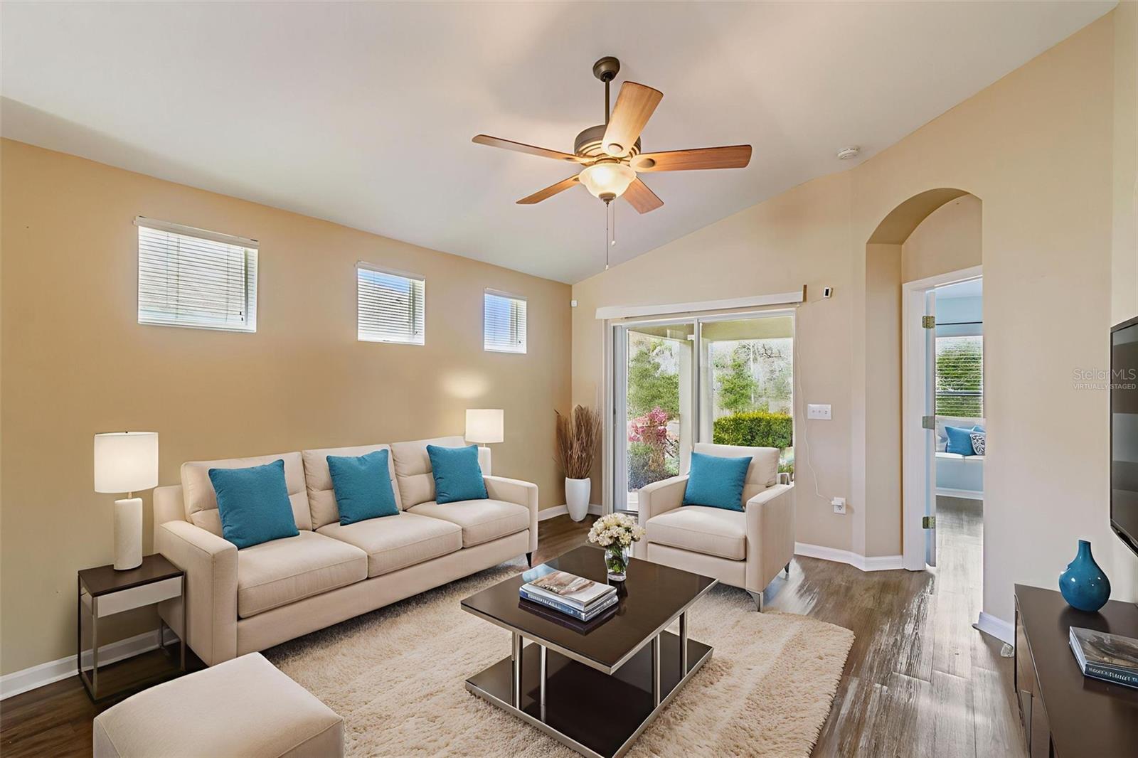 Image 17 of 37 For 8245 Crescent Moon Drive