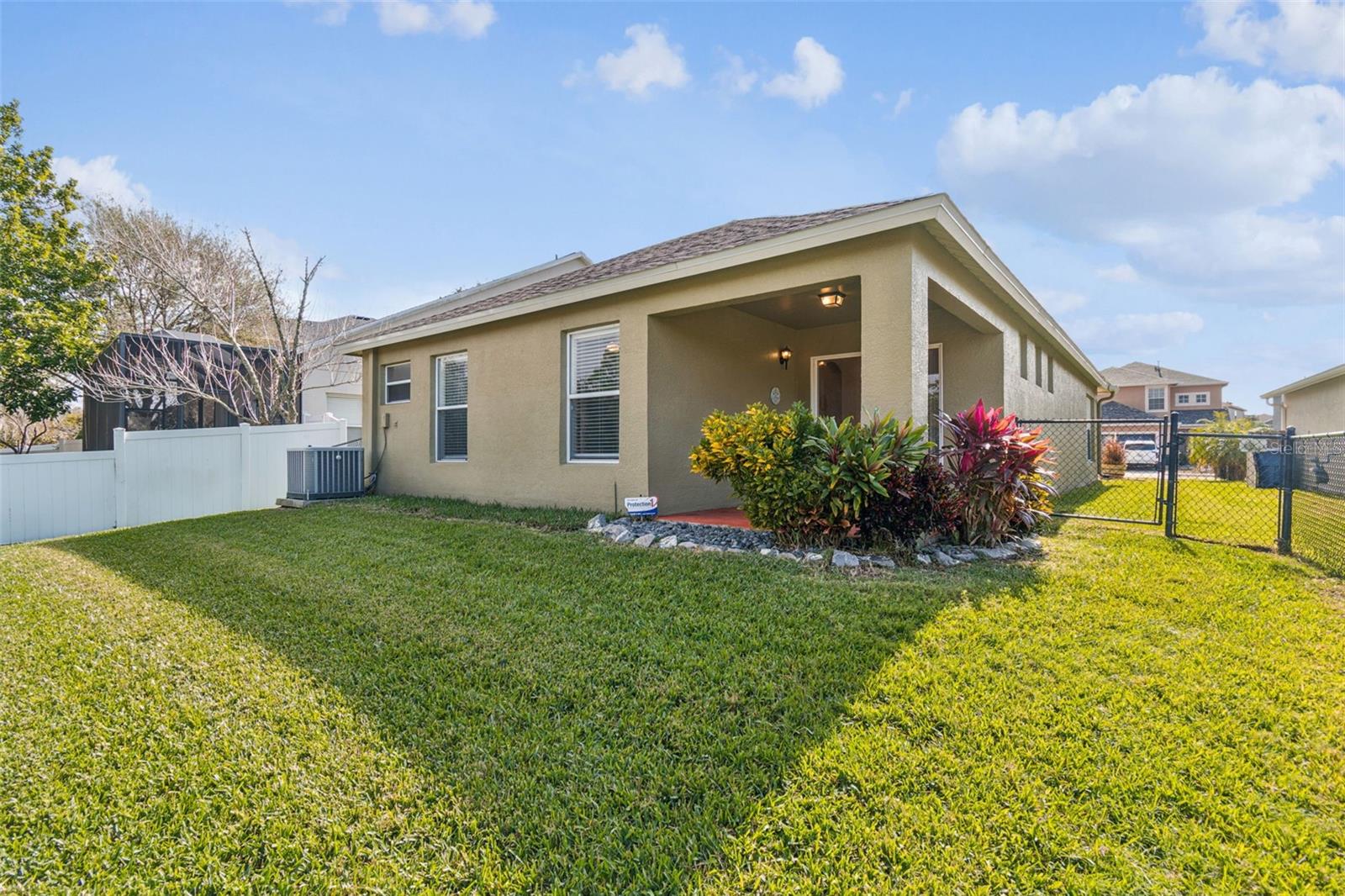 Image 31 of 37 For 8245 Crescent Moon Drive