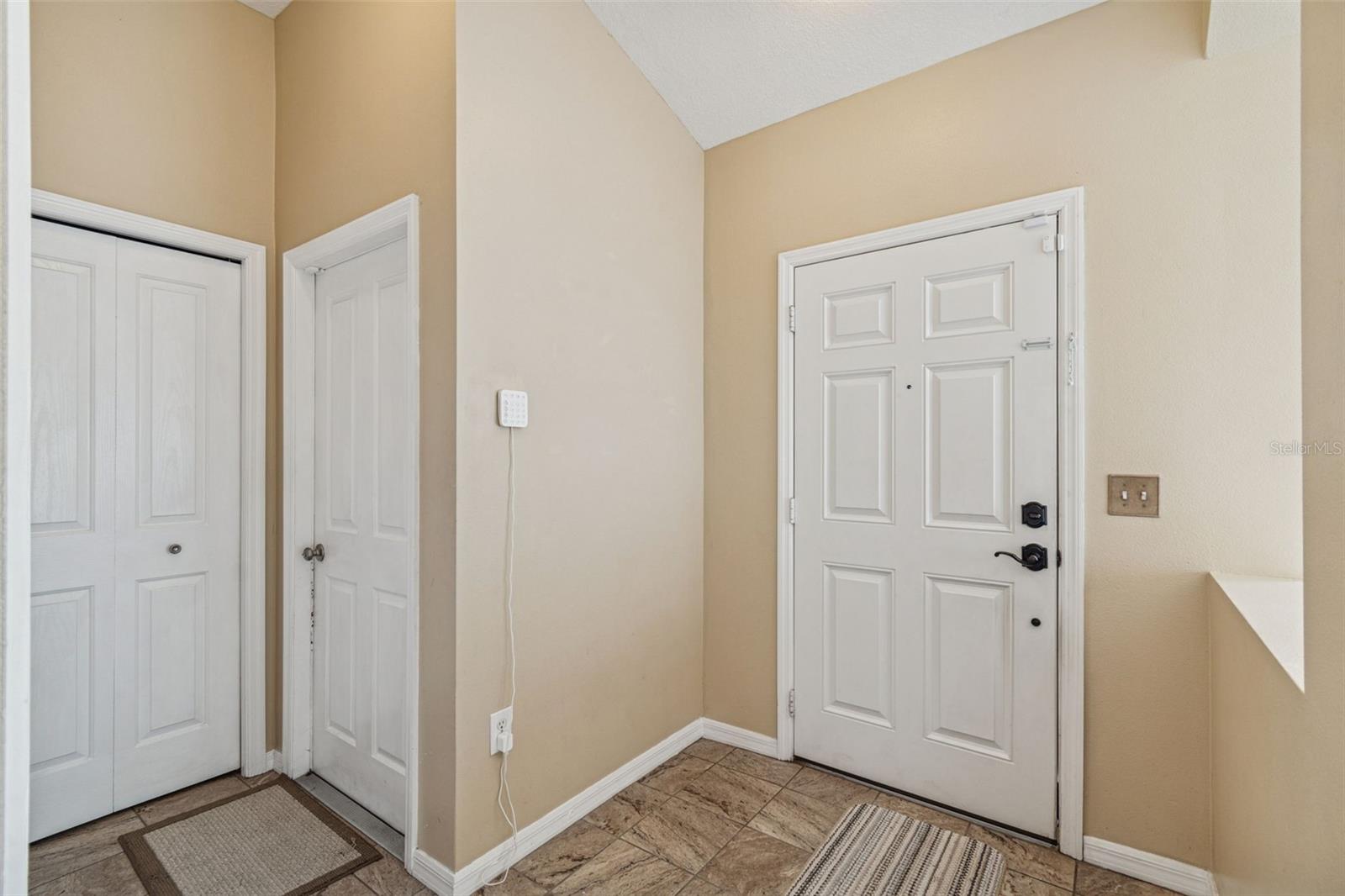 Image 9 of 37 For 8245 Crescent Moon Drive