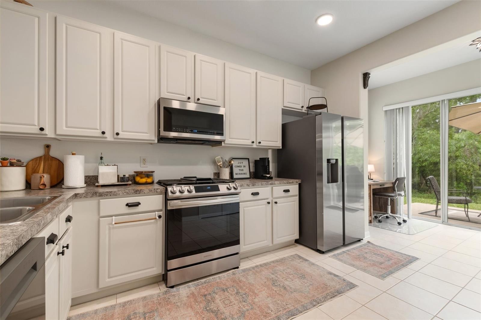 Image 13 of 59 For 19204 Weymouth Drive