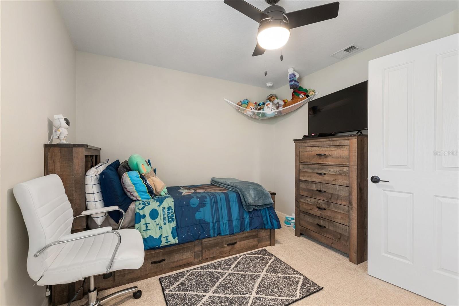 Image 38 of 59 For 19204 Weymouth Drive