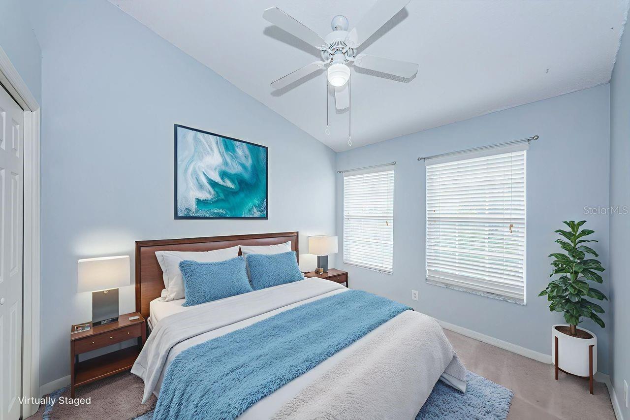 Image 29 of 41 For 605 Vallance Way Ne