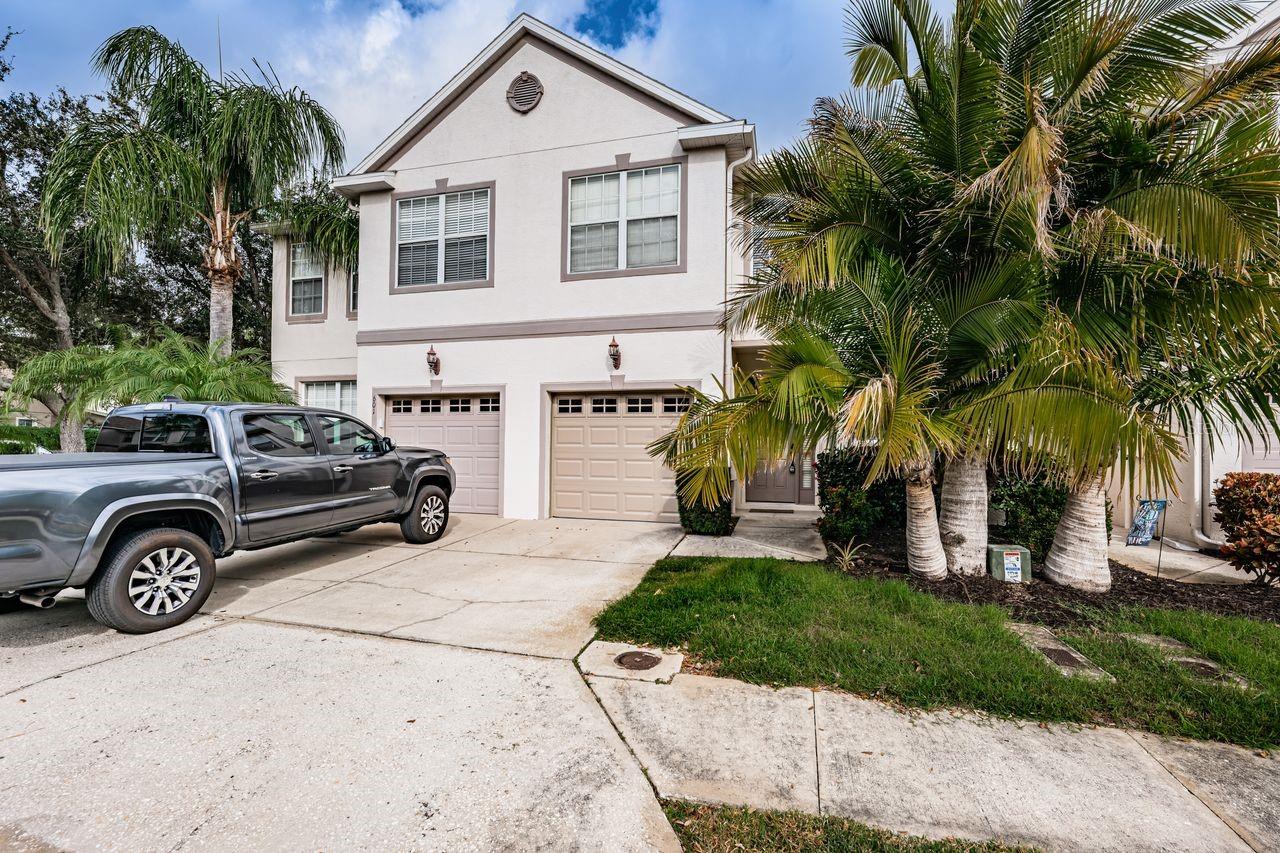 Image 40 of 41 For 605 Vallance Way Ne